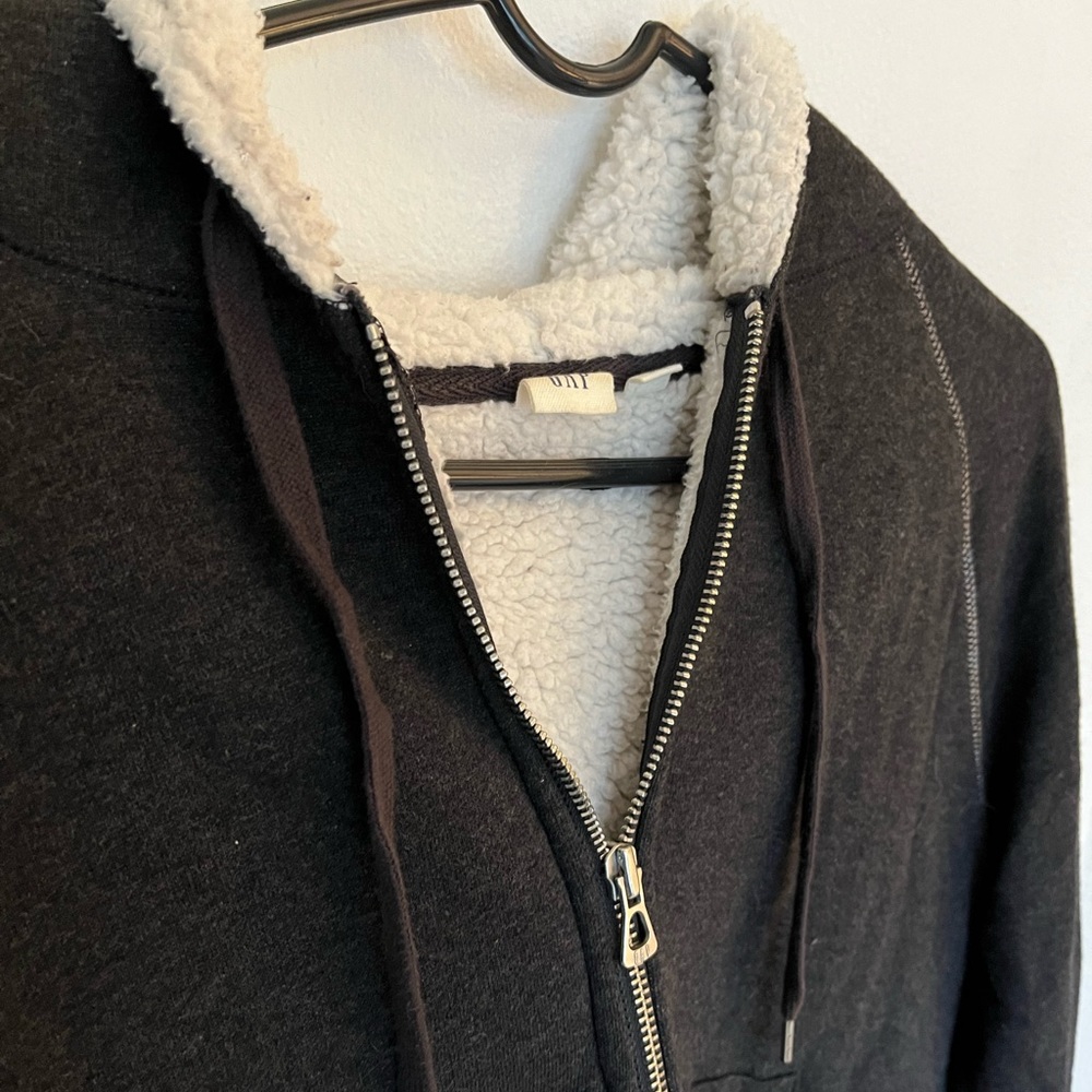 GAP fuzzy jacket